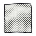 Vierkante Shawl wit met zwarte stip  Dames - Glanzende Stof - Veelzijdig Accessoire